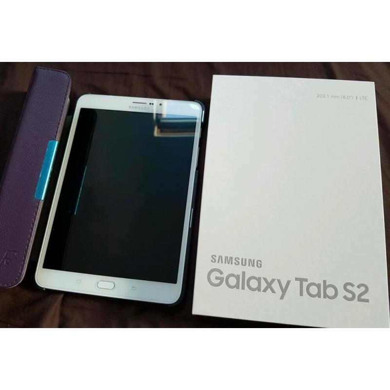 Top of the range Samsung Galaxy tab S2 4g unlock with leather case