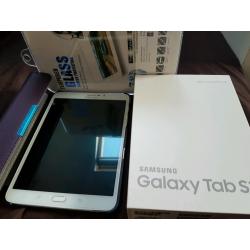 Top of the range Samsung Galaxy tab S2 4g unlock with leather case