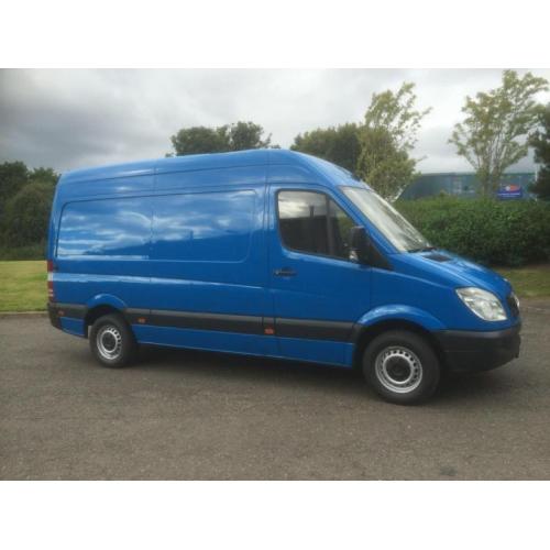 Mercedes-Benz Sprinter 2.1TD 311CDI MWB