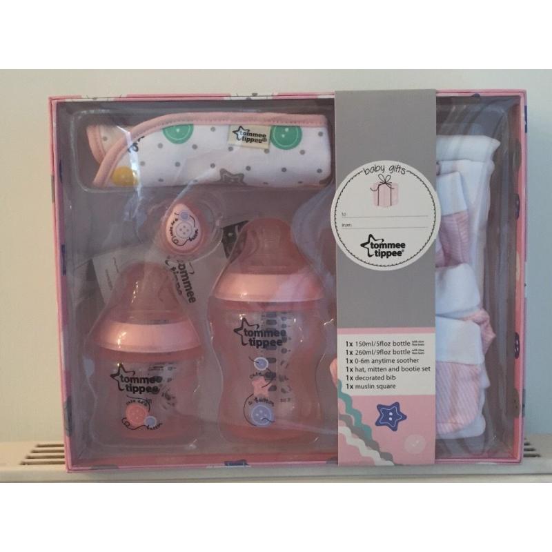 Tommee Tippee closer to nature gift pack Pink - **BRAND NEW**