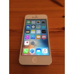 White iPhone 5 (unlocked, free delivery, more phones available)
