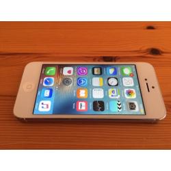 White iPhone 5 (unlocked, free delivery, more phones available)