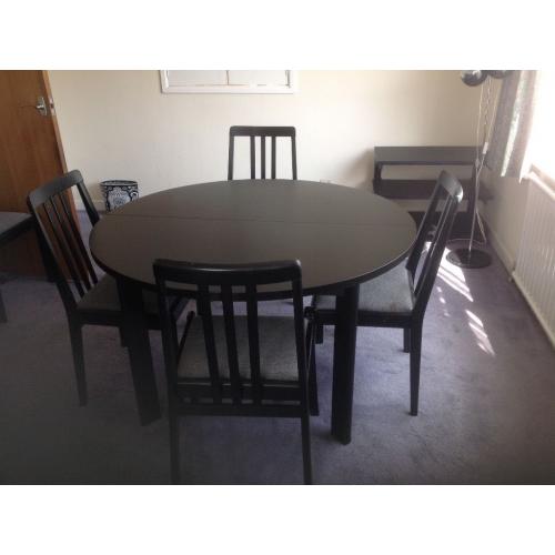 Dining table, six chairs & sideboard
