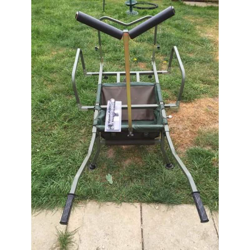 fishing wheel barrow