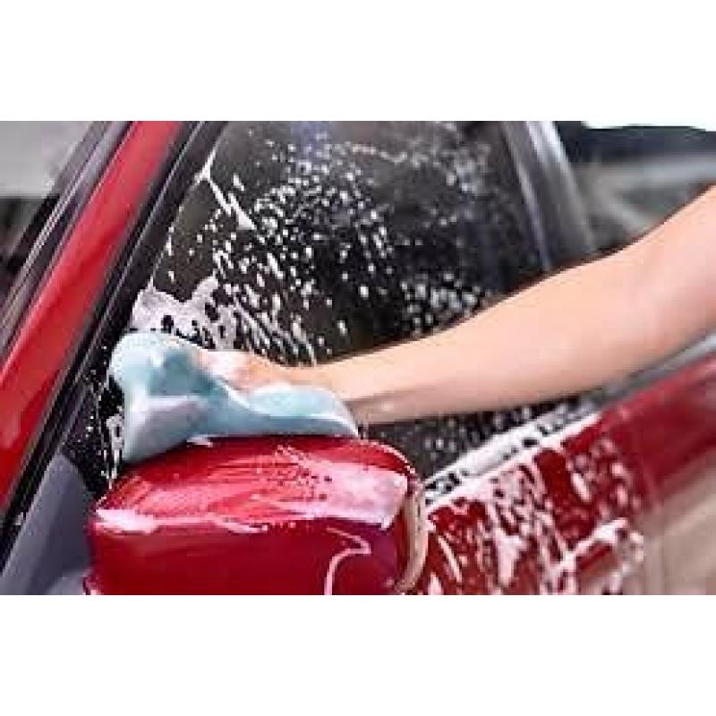 Hand Car Wash Staff