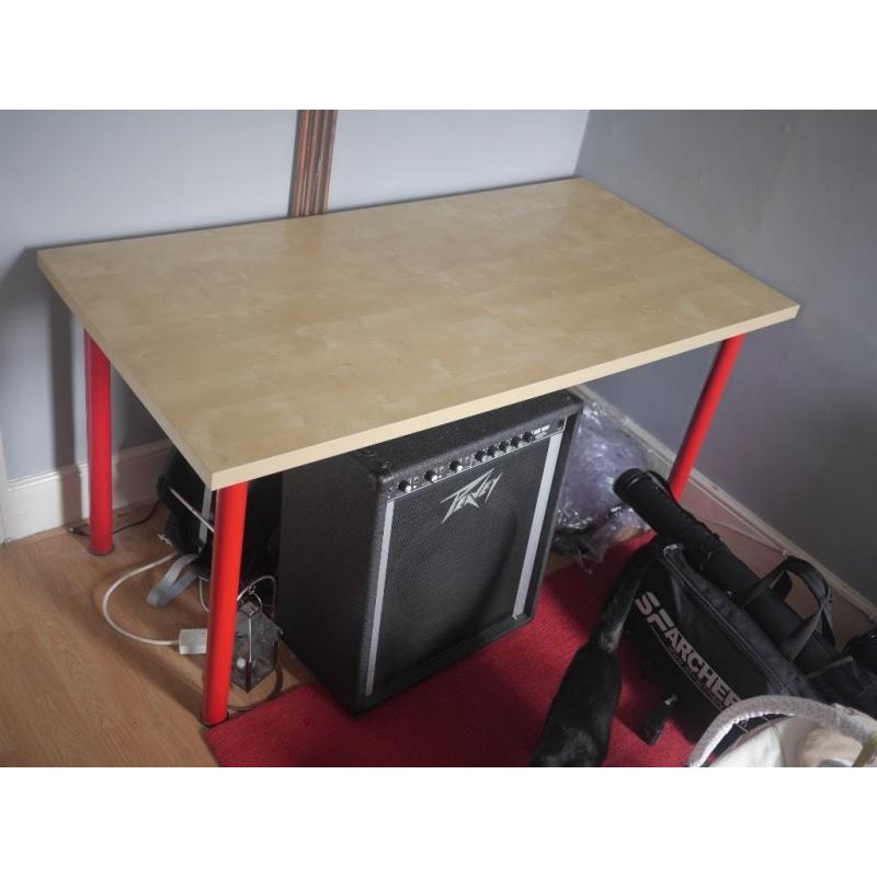 Free Ikea desk