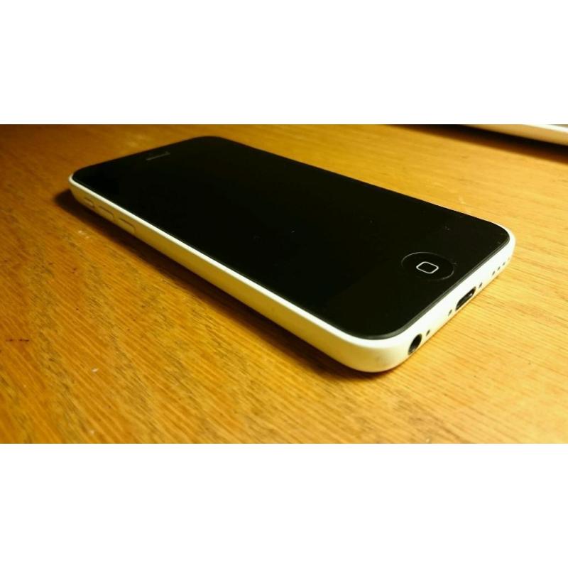 iPhone 5C 16GB White - Unlocked to all networks