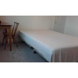 So Affordable Double Room Avail Quiet Location Zone 3 Area 50 mb Fibre Broadband No Bills