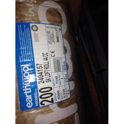 8x Insulation rolls Earthwool 200 x 1140 x 5200 mm