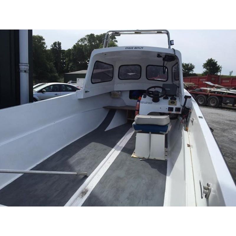 Task Force Q18 Boat Mercury 60 4 stroke