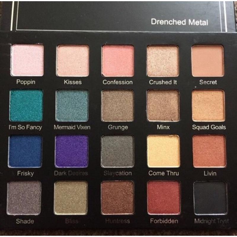 100% original Violet Voss Drenched Metal EyeShadow Palette
