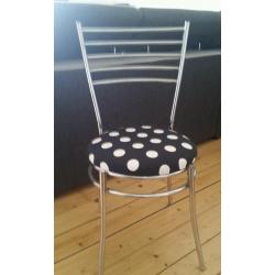 Glass dinning table and 4 chairs