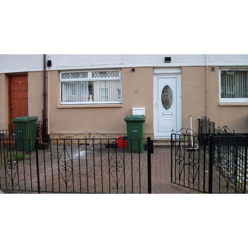 Big Double Room in Lovely Flat Near the City Centre! INCLUDES COUNCIL TAX! New Gorbals, Glasgow