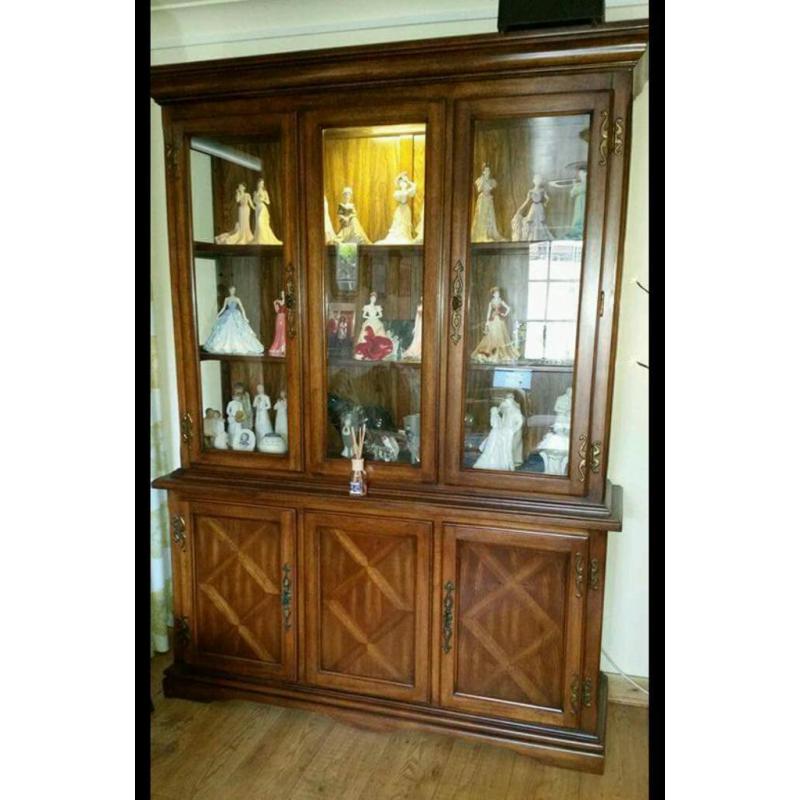 Stunning wooden display cabinet with led light with glass shelves