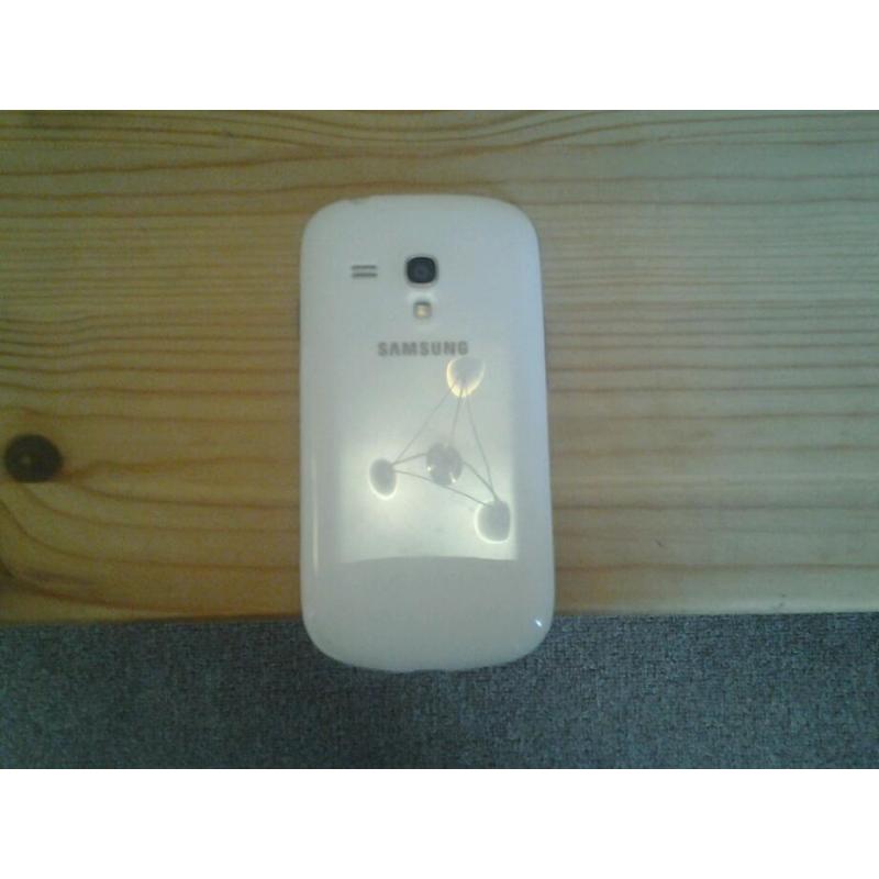 Samsung galaxy s3 mini phone