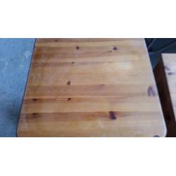 2 Small pine chest of drawers