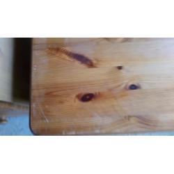 2 Small pine chest of drawers