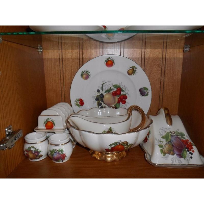 Bargain Earthenware crockery set with fruit design