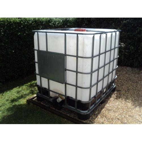I.B.C Container 1000 ltr / Water Collection / Water Butt / Allotment / Free Local Delivery
