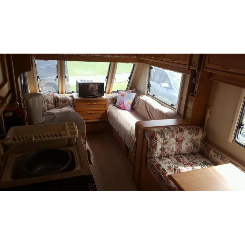 Herald charion Caravan 4 berth