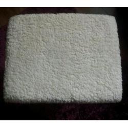 Adjustable foot stool