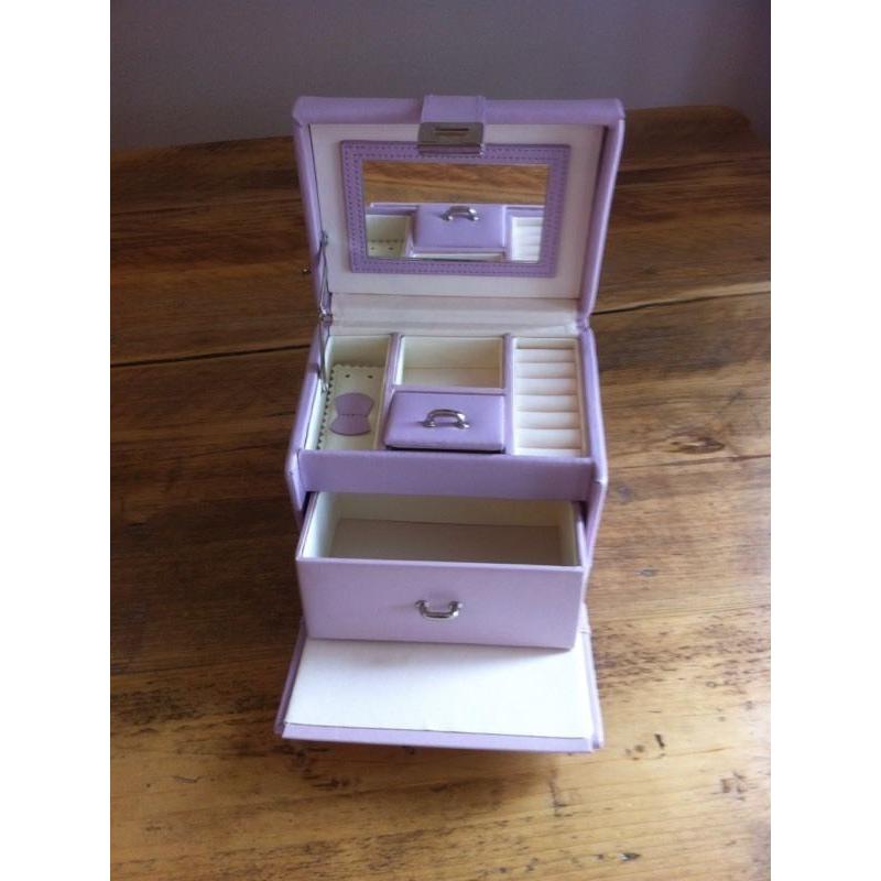 NEW Lilac Dulwich Jewellery Box