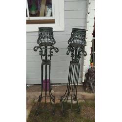 2 x Iron garden patio candles holders flowers pots ornament