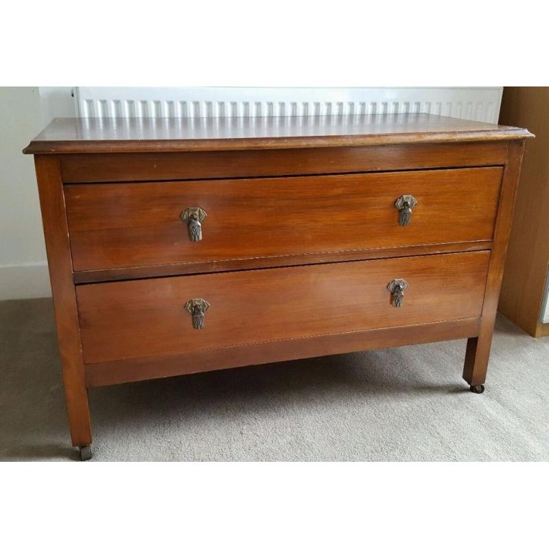 Wooden vintage-style chest of draws 67x103x45cm