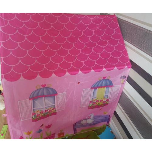Girls play house
