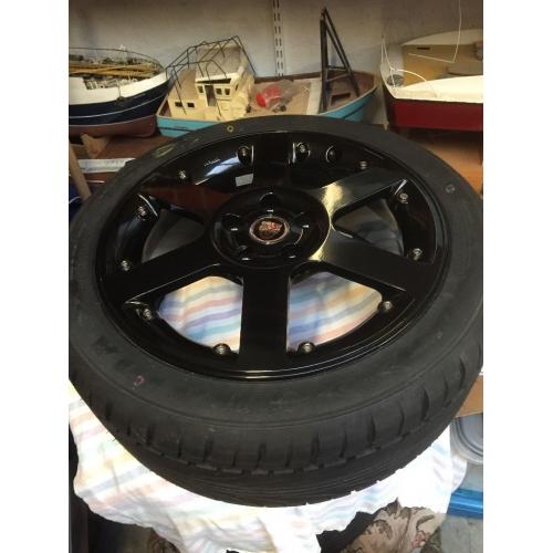 Jaguar rims & tyres