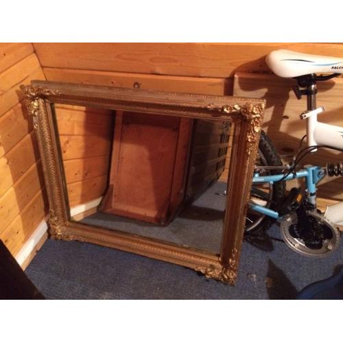 Large vintage mirror with detailed edges - gilt type