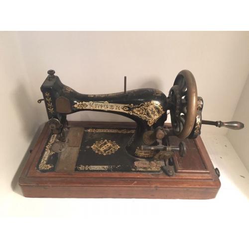 Singer sewing machine