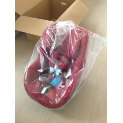 Maxi Cosi 2Way Pearl isize - Brand New