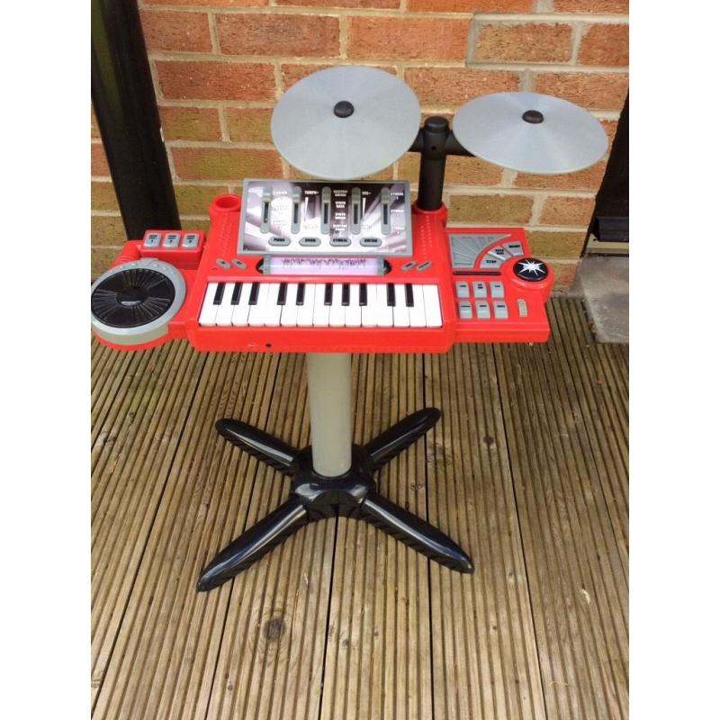 Childs keyboard and guitar