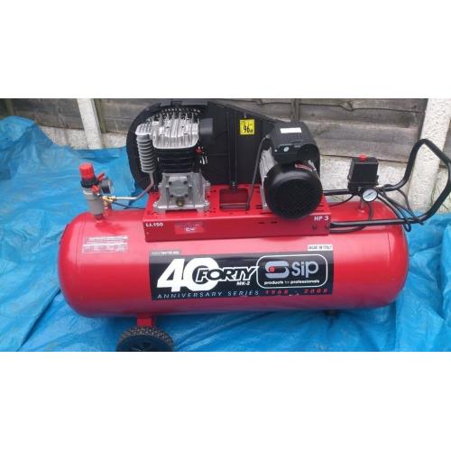 COMPRESSOR