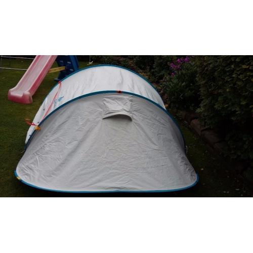 Quechua 4 man pop up tent