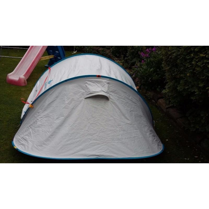 Quechua 4 man pop up tent