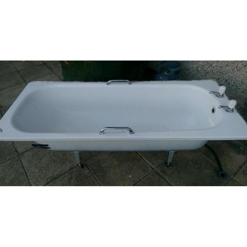 Metal bath for sale.