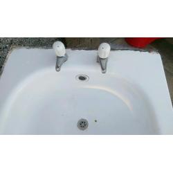 Metal bath for sale.