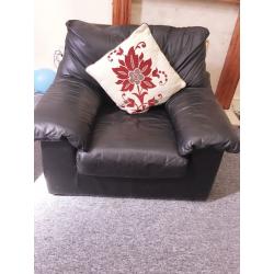 Lovely black leather 3+2 sofas