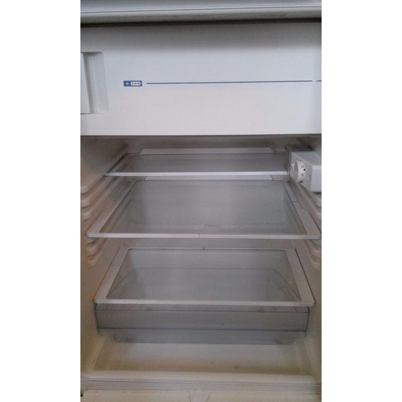 Fridge freezer