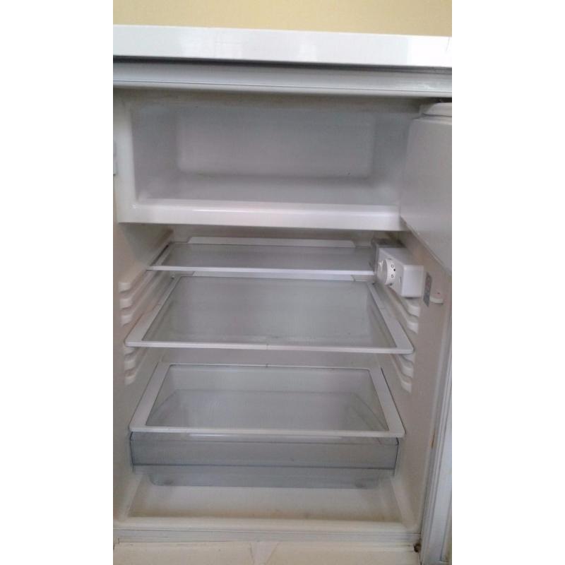 Fridge freezer