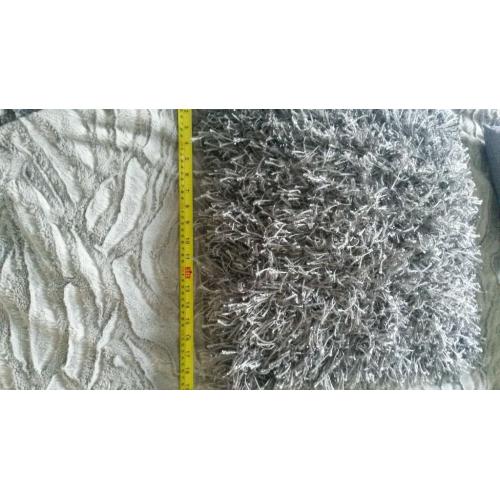 2 large sliver/grey sparkle over size cushions. 19". 2 small silver bed cushions 10".