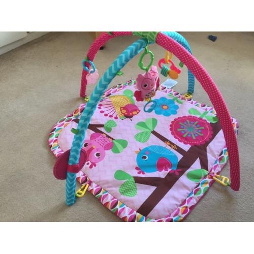 Girls play mat