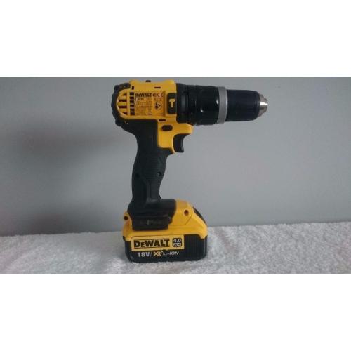 DeWALT Dcd785, XR Li-ion Combi Drill,1 x 4ah battery,(used) Makita