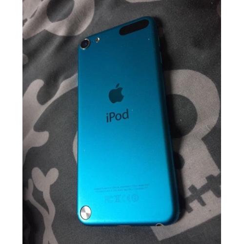 16GB blue 5th generation iPod touch