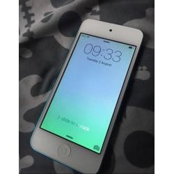16GB blue 5th generation iPod touch