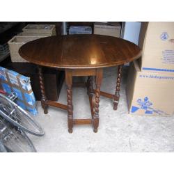 Attractive Wooden Dropwing Table