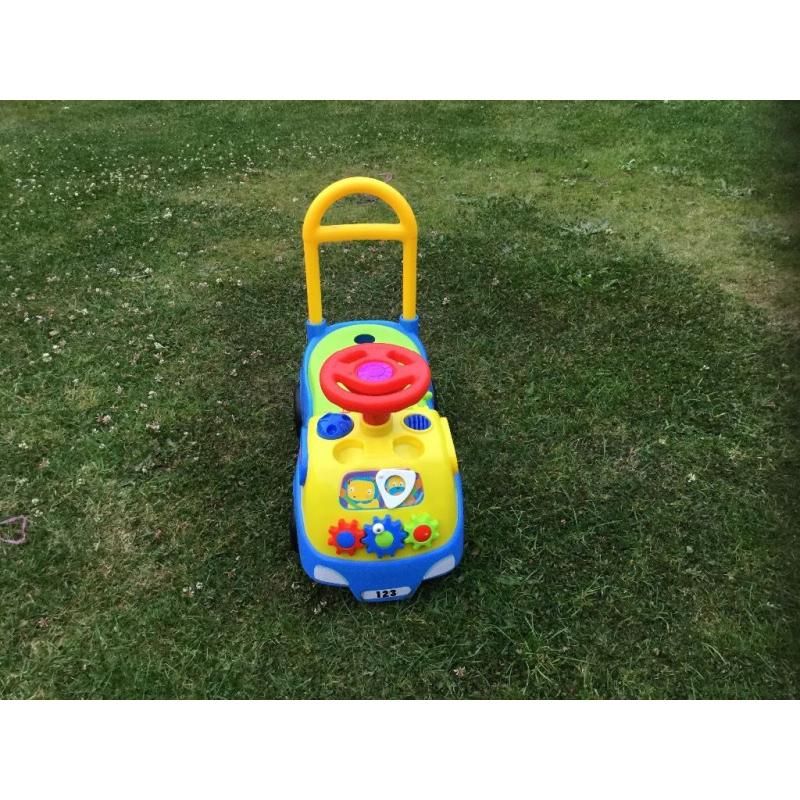 Push along car