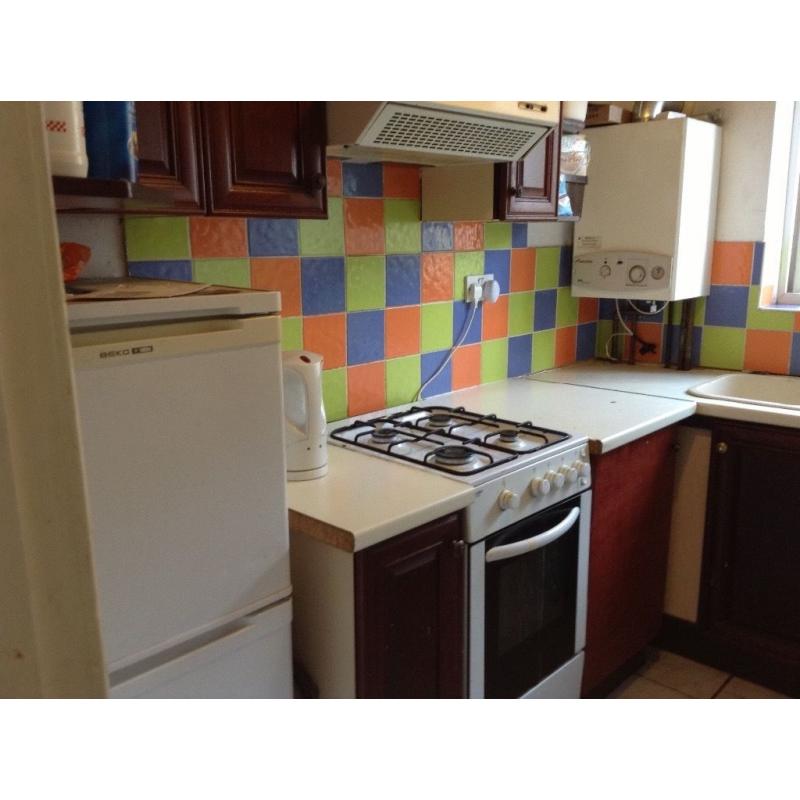 Large room 15 min from LONDON BRIDGE